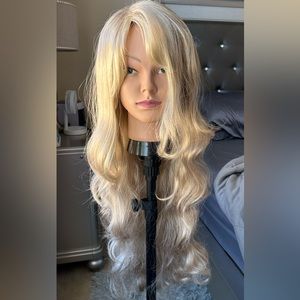 Barbie look Wigpro #530 Cher synthetic blonde long 32” wig. Cap size L